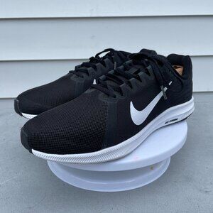 Nike Downshifter 8 Size: 11.5 Color: Black